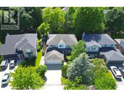 78 COLONIAL CRESCENT - 48