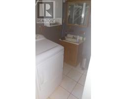 117 WHARNCLIFFE ROAD N - 12