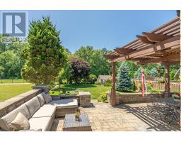 60 FOREST GROVE CRESCENT - 13