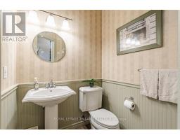 60 FOREST GROVE CRESCENT - 16