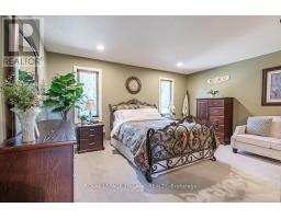 60 FOREST GROVE CRESCENT - 33
