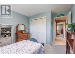 60 FOREST GROVE CRESCENT - 37