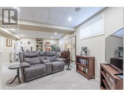 60 FOREST GROVE CRESCENT - 42
