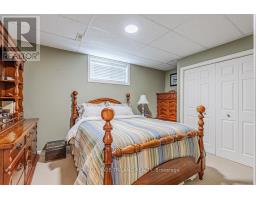 60 FOREST GROVE CRESCENT - 44