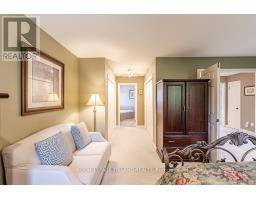 60 FOREST GROVE CRESCENT - 46
