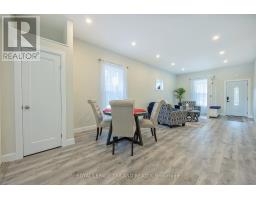 17 COVE ROAD - 10