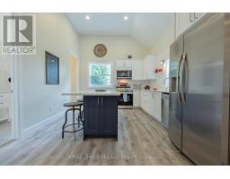 17 COVE ROAD - 12