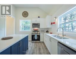 17 COVE ROAD - 13