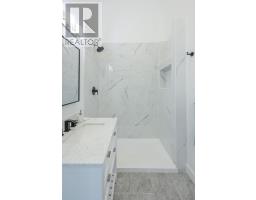 17 COVE ROAD - 24