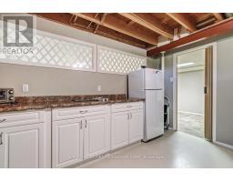 63 - 50 FIDDLERS GREEN ROAD - 26