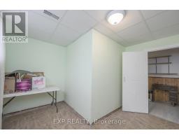 148 MENDIP CRESCENT - 24