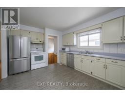 148 MENDIP CRESCENT - 6