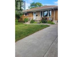 393 CHIPPENDALE CRESCENT - 1