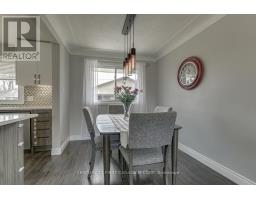 393 CHIPPENDALE CRESCENT - 16