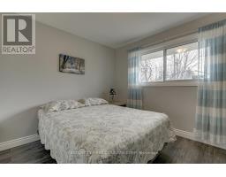 393 CHIPPENDALE CRESCENT - 20