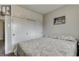 393 CHIPPENDALE CRESCENT - 21