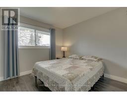 393 CHIPPENDALE CRESCENT - 22