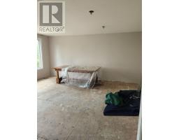 348 CARADOC STREET S - 3
