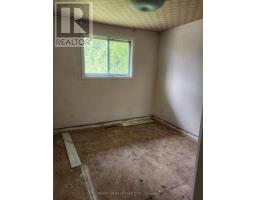 348 CARADOC STREET S - 9