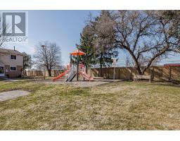 82 - 40 TIFFANY DRIVE - 22