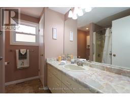 313 PINETREE LANE - 25