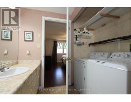 313 PINETREE LANE - 29