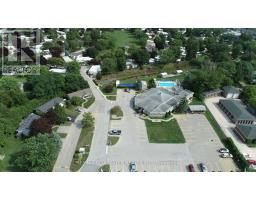 313 PINETREE LANE - 39