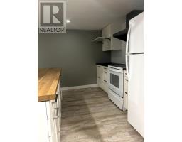 51 MAIN STREET S - 16