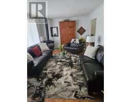 51 MAIN STREET S - 6