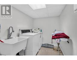 32 NOXON STREET - 28