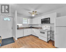 59 - 1919 TRAFALGAR STREET - 6