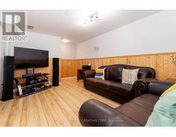 862 TRAFALGAR STREET - 30