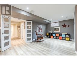 6 FIELDSTONE CRESCENT - 32