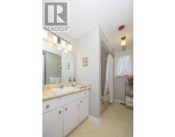 46 GRAND VIEW CRESCENT - 36