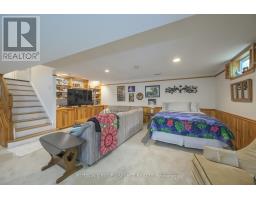 46 GRAND VIEW CRESCENT - 38