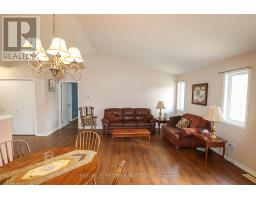17 - 375 SCOTT STREET E - 12