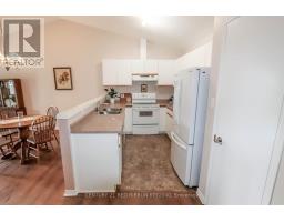 17 - 375 SCOTT STREET E - 14