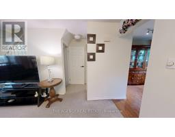 17 - 226 HIGHVIEW AVENUE W - 14