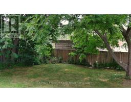 385 KENMORE PLACE - 8
