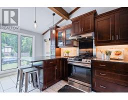 31 CONIFER CRESCENT - 16