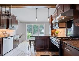 31 CONIFER CRESCENT - 17