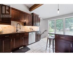 31 CONIFER CRESCENT - 18
