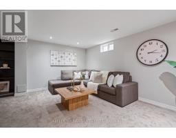 31 CONIFER CRESCENT - 33