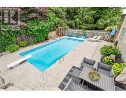 31 CONIFER CRESCENT - 40