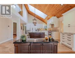11 OLD OAK LANE - 12