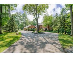 11 OLD OAK LANE - 2