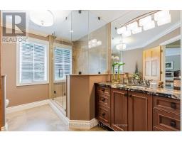 11 OLD OAK LANE - 26