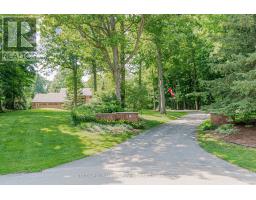 11 OLD OAK LANE - 3