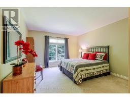 11 OLD OAK LANE - 32