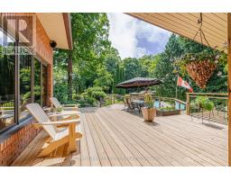 11 OLD OAK LANE - 44